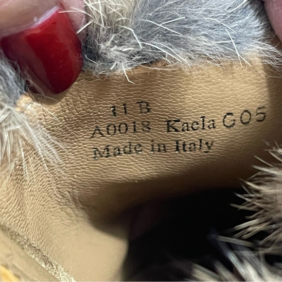 Coach Kaela Suede & Rabbit Wedges Size 11B - Picture 11 of 11